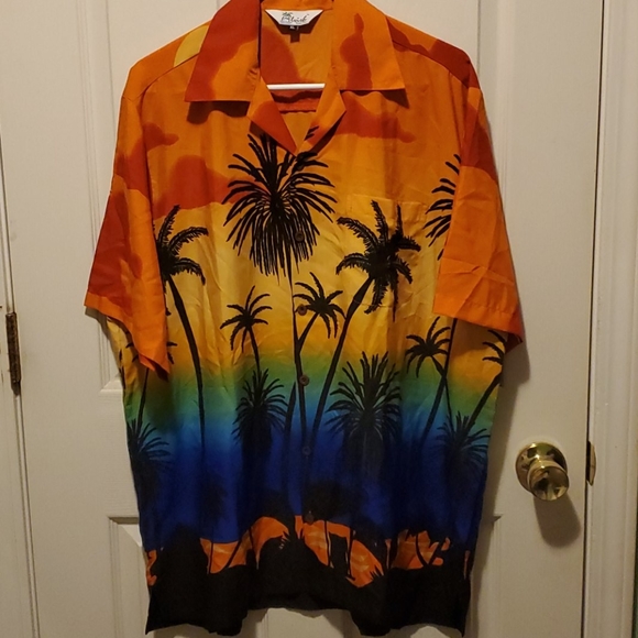 Mens Hawaiian Shirt - New witout Tags - Picture 1 of 4